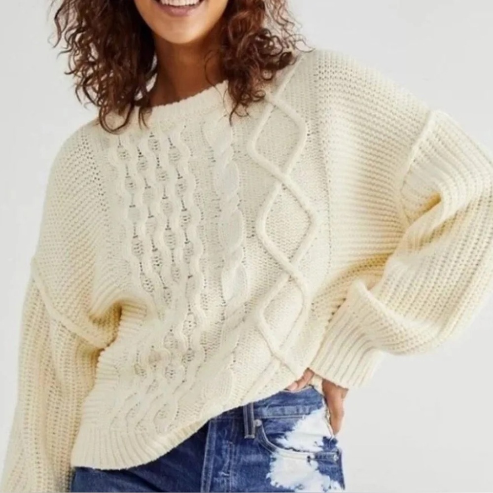 Free People Dream Cable Crewneck in Ivory- NWT L